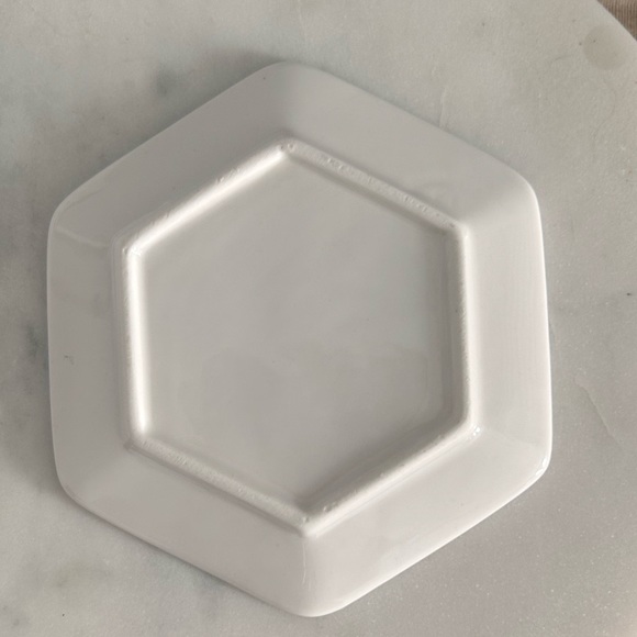 Pier One marble with gold trim keepsake gray- NIB- NWT - Picture 2 of 5